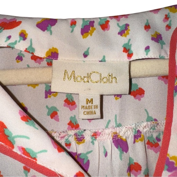 MODCLOTH Podcast Co-Host Floral Blouse Top Falling Blossoms Long Sleeve Medium - Picture 13 of 15